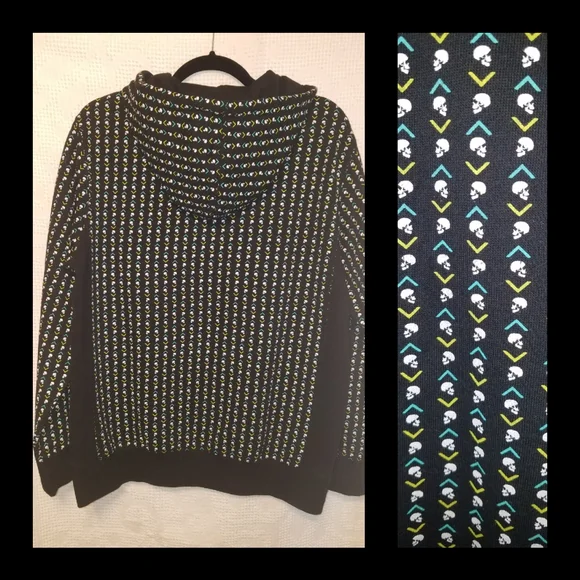 Skull Hoodie - Picture 2 of 6